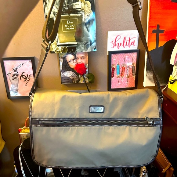 Coach Tan  Messenger Bag - Picture 1 of 17